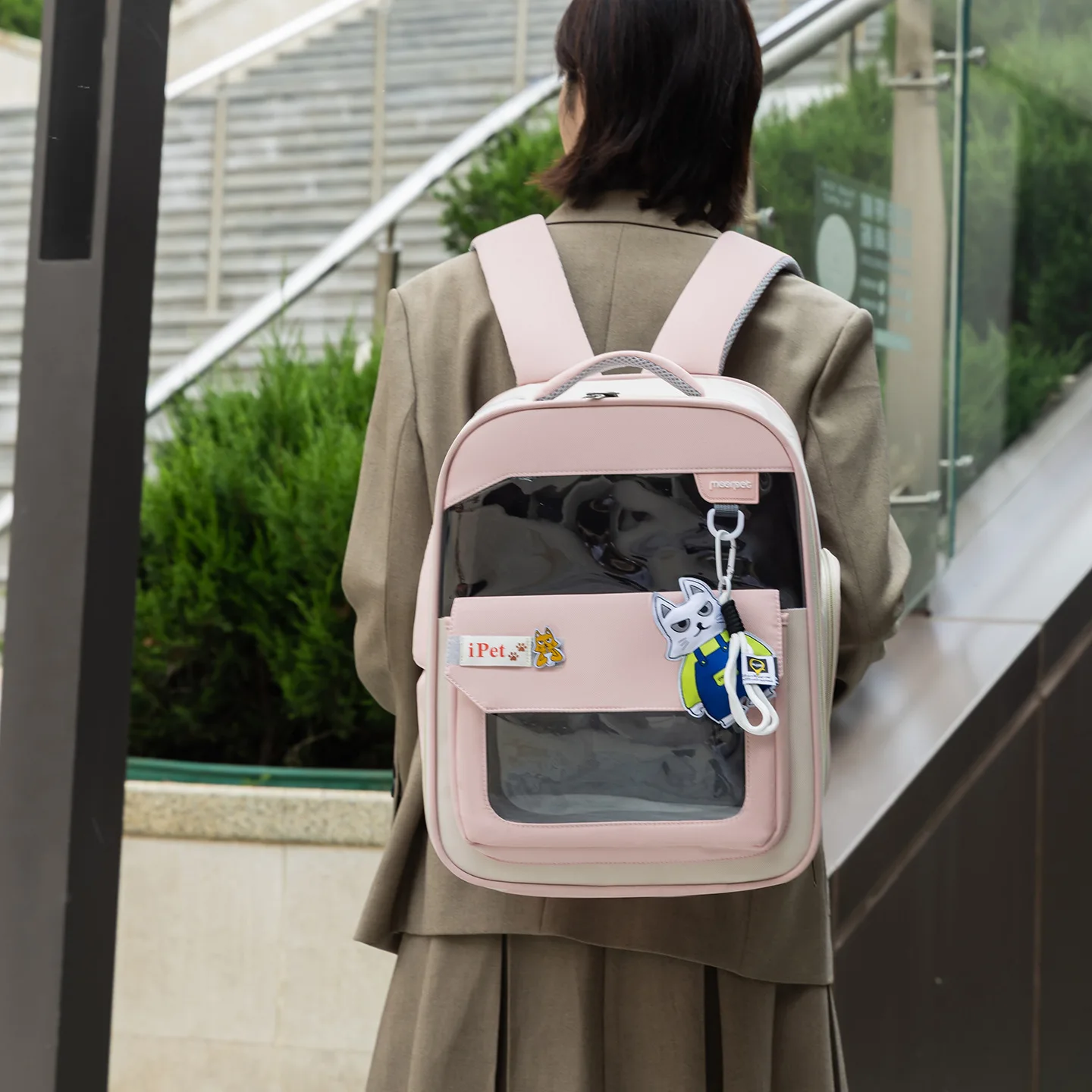 Large-Capacity Multi-Function Pet Carrier Backpack, Large Travel Bag, ventilated, Portable, Hands-Free - Image 5
