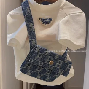 Trendy Design Cartoon Cute Print Pet T-Shirt With Snack Bag Fashionable Dog Clothing Set